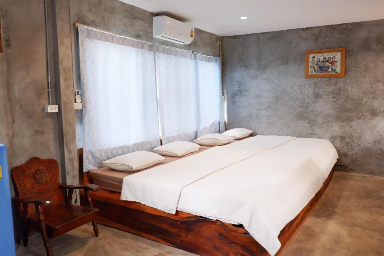 Chokchai Hotel Ban Huai Maenam Noi Eksteriør bilde